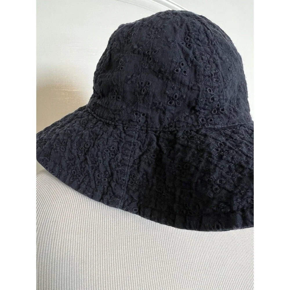 Baby Gap Girls Navy Blue Eyelet Floral Cotton Bucket Sun Hat Beach Summer S / M